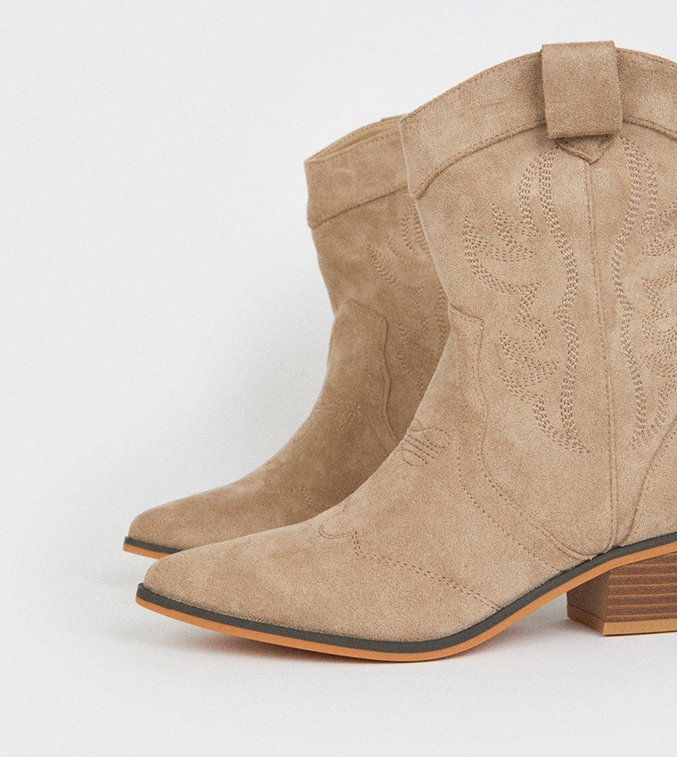 Buy Dorothy Perkins Anita Low Rise Western Boots In Beige 6thStreet Oman