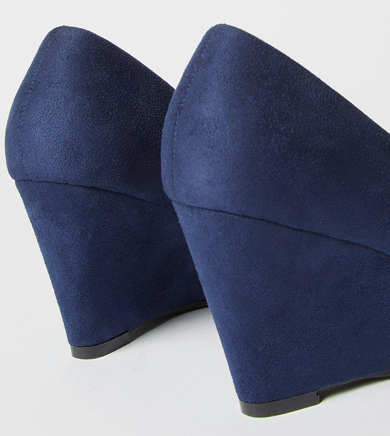 Duke Wedge Pumps
