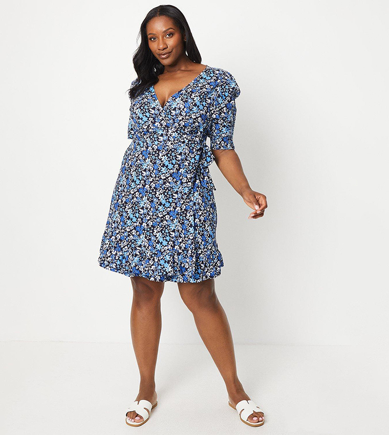 Buy Dorothy Perkins Curve Floral Printed Wrap Mini Dress In Blue 6thStreet Oman