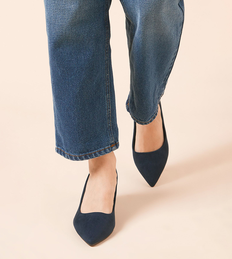 Dove Kitten Heel Pumps
