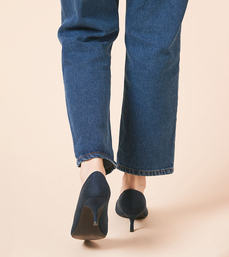 Dove Kitten Heel Pumps