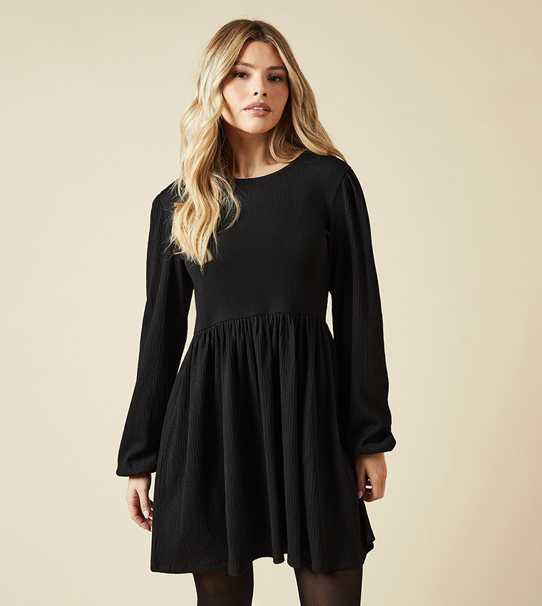 فستان ميني بأكمام طويلة ورباط خلفي