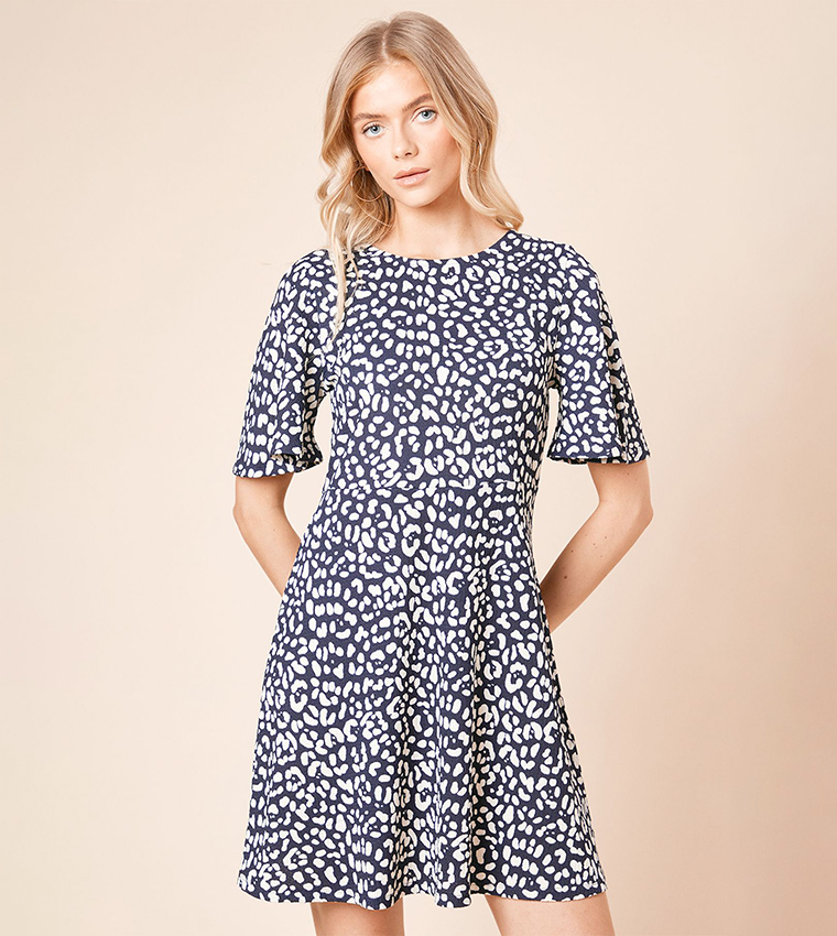 Leopard Printed Short Sleeves Mini Dress