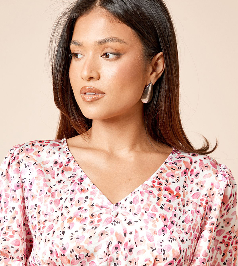 Petite V-Neck Flared Sleeves Midi Dress