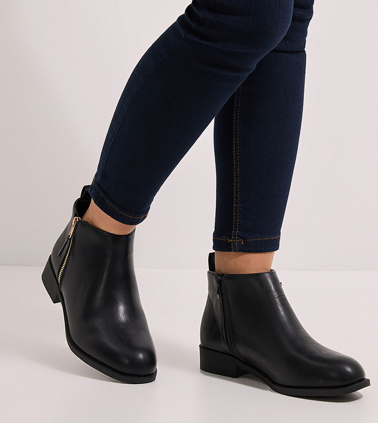 Maddy Side Zip Flat Ankle Boots