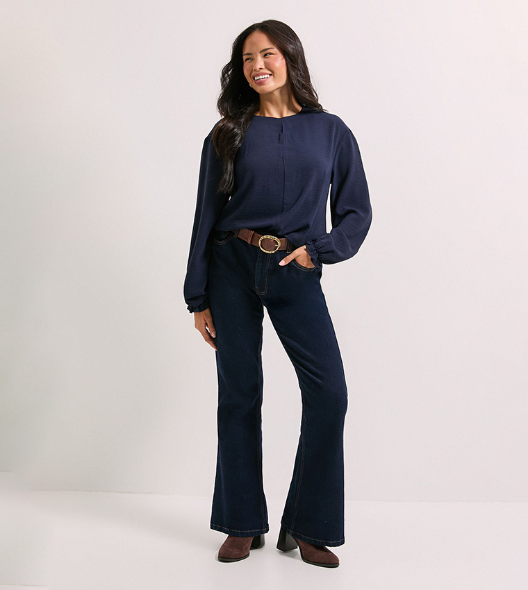 Keyhole Front Long Sleeves Top