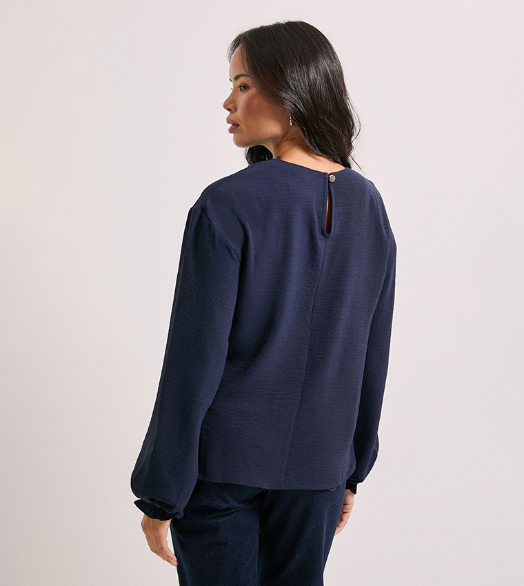 Keyhole Front Long Sleeves Top