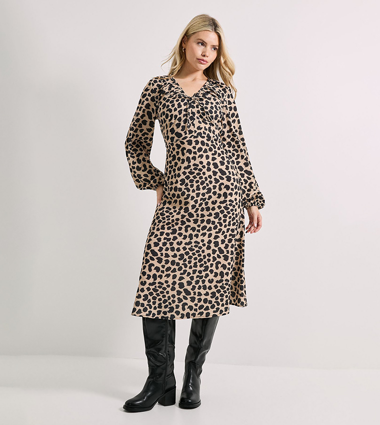 فستان ميدي بطبعة وكم بلوسون 