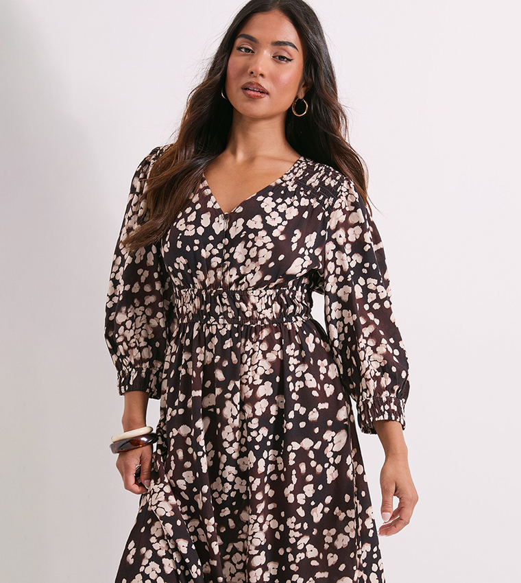 فستان ميدي مزموم بطبعة وكم بلوزون للمقاسات الصغيرة 