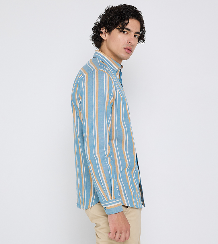 قميص قطن مخطط بياقة بأزرار