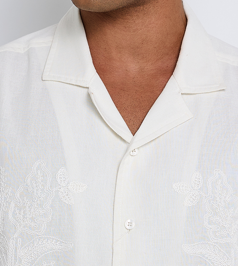 قميص قطن مطرز بياقة ريفر