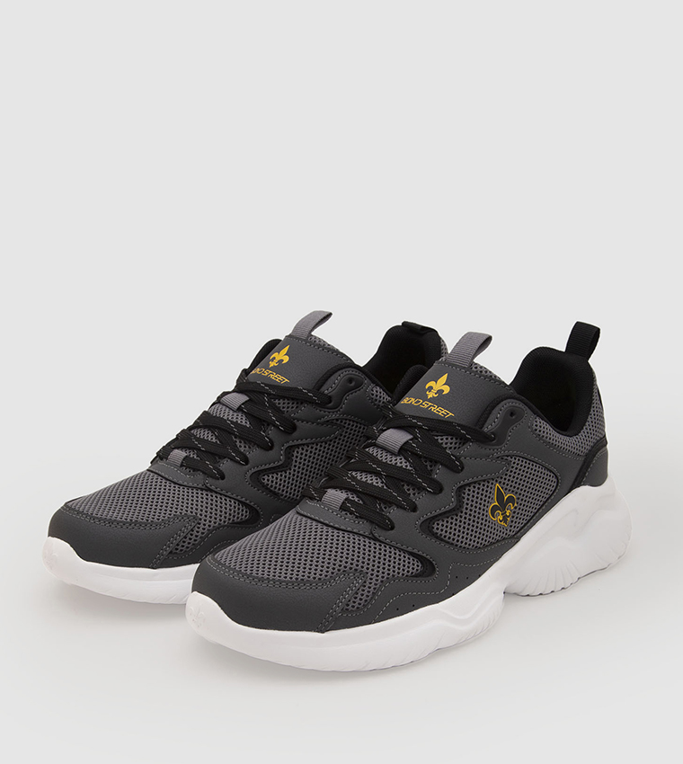 Round Toe Walking Shoes