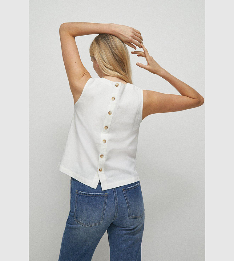 توب بدون أكمام