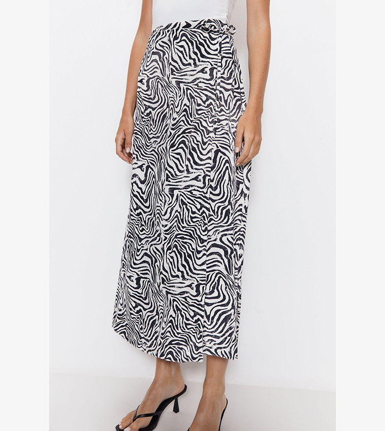 SATIN ZEBRA PATTERN TIERED SKIRT (BLACK)