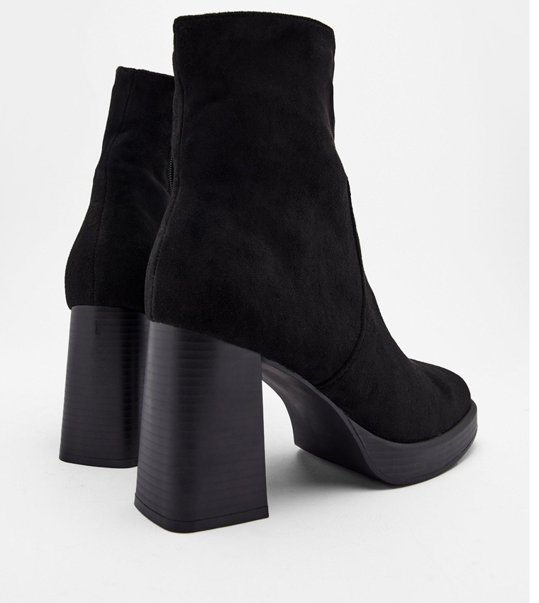 Square Toe Suede Boots