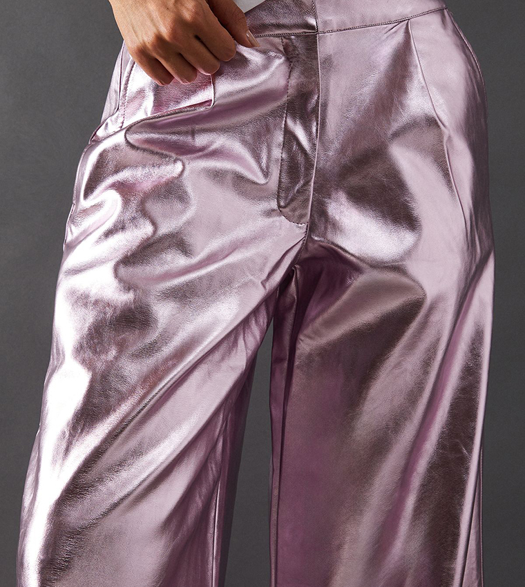 بنطال واسع بخصر متوسط