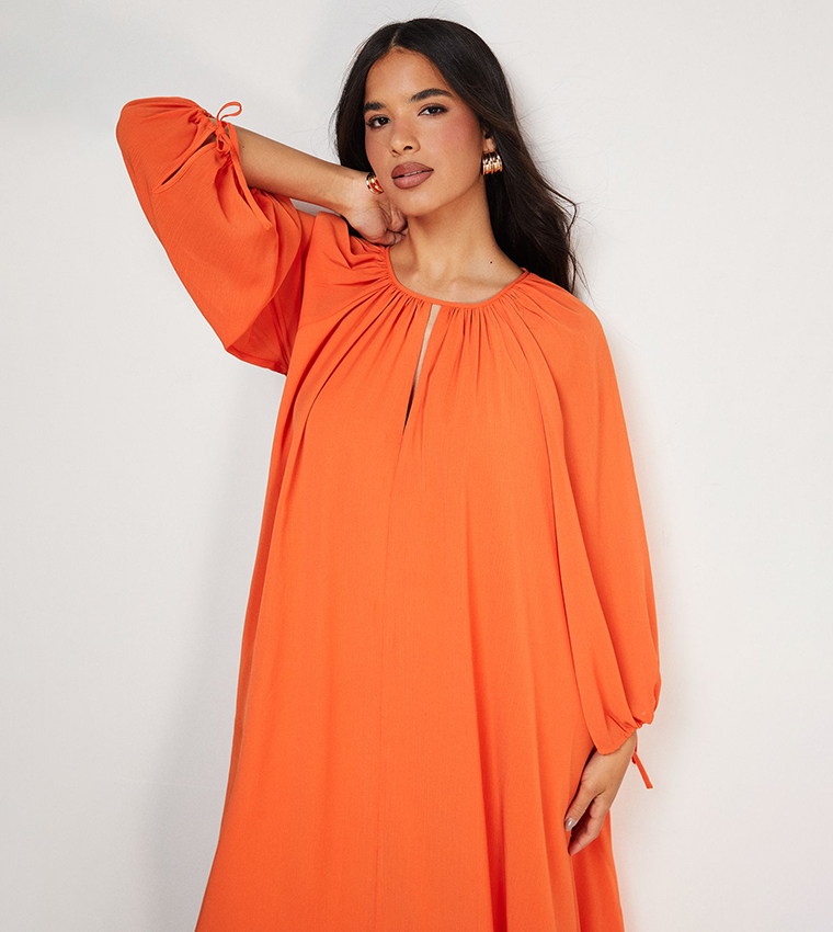 Petite Chiffon Keyhole Neck Trapeze Maxi Dress