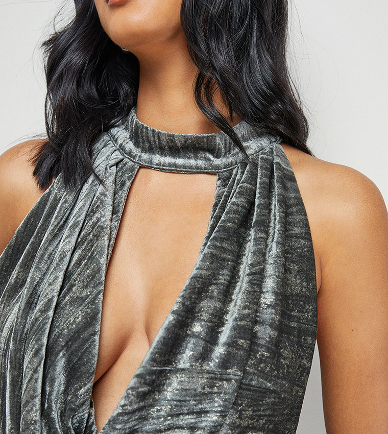 فستان ميدي بياقة هالتر