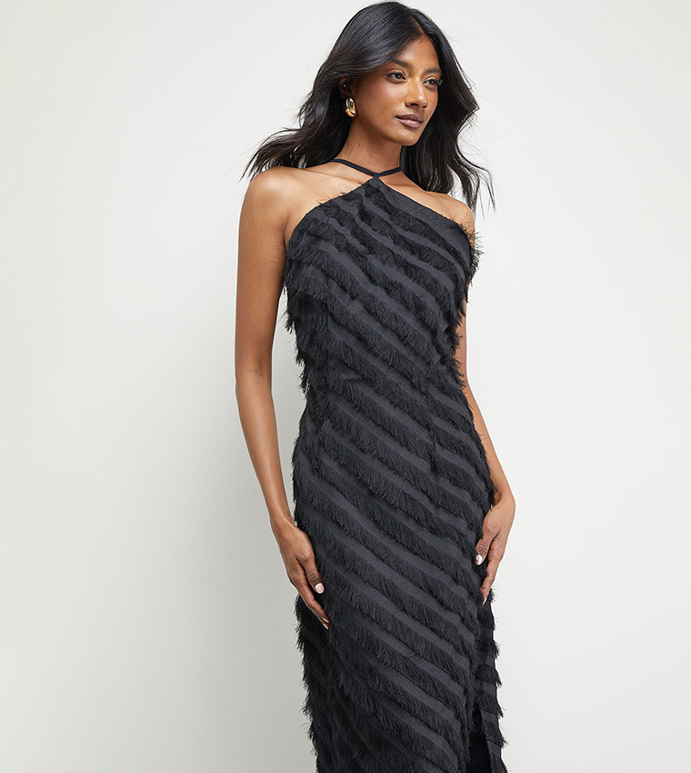 فستان ماكسي بياقة هالتر