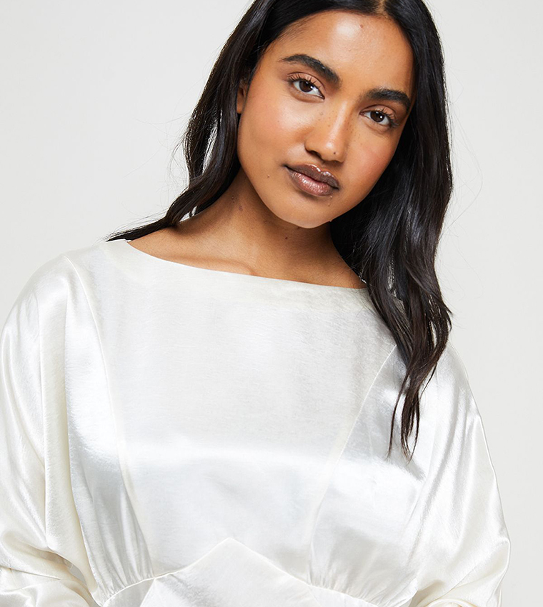 فستان ميداكسي ساتان كم واسع