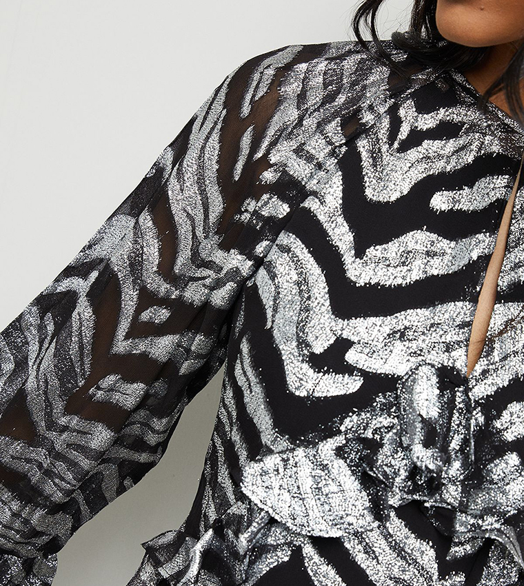 Flippy Hem Volume Sleeves Viscose Zebra Jacquard Dress