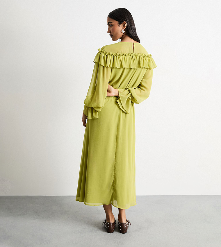 Ruffle Shoulder Detail V-Neck Maxi Dress