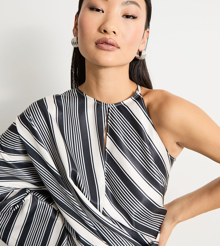 Petite Striped Twist Front Keyhole Satin Maxi Dress