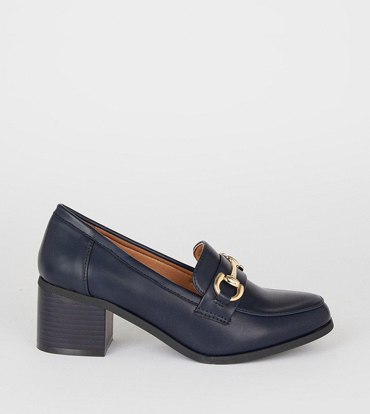 Buy Wallis Outlet Lydia Snaffle Trim Apron Front Medium Heeled Loafers In Navy 6thStreet Bahrain