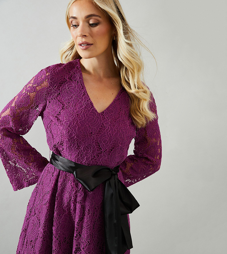 Petite Long Sleeves Satin Belt Lace Midi Dress