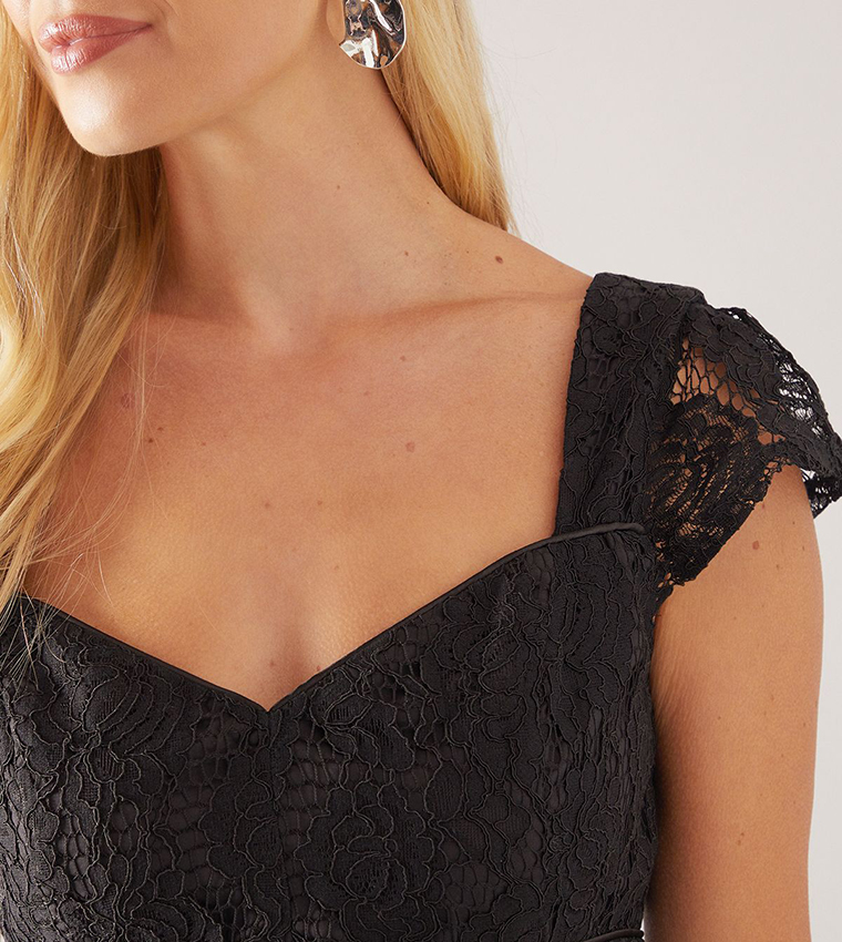 Petite Lace Sweetheart Neck Midaxi Dress