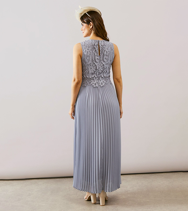 Lace Overlay Pleated Maxi Dress