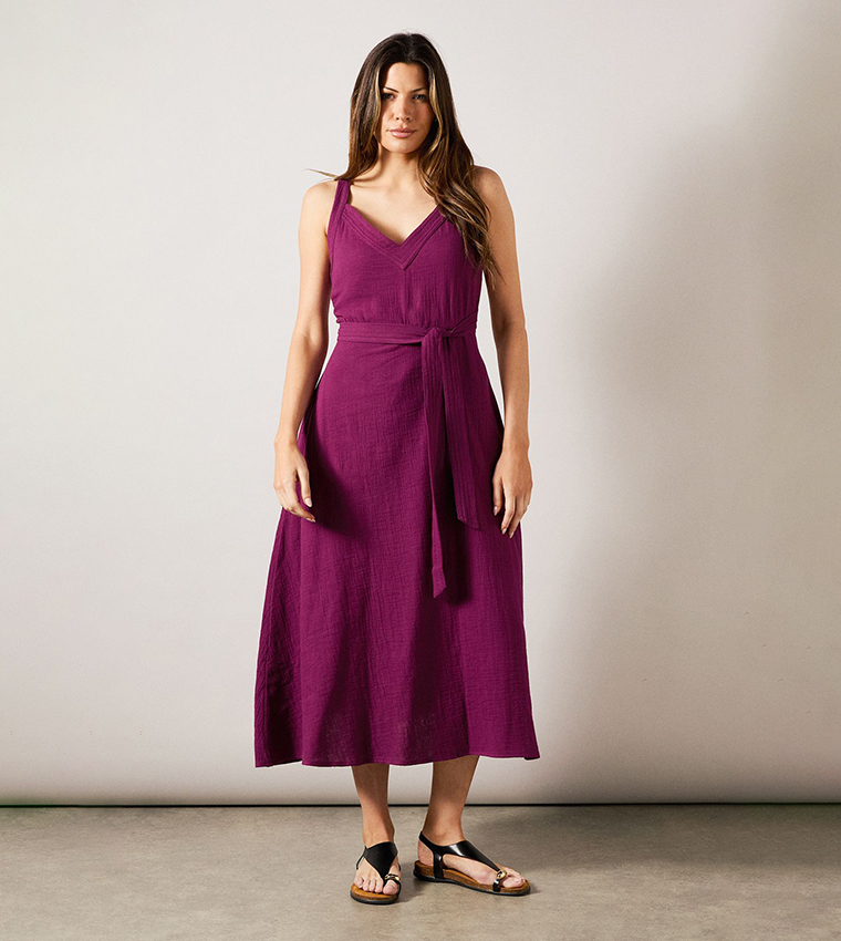 Buy Wallis Textured Fit & Flare Midi Dress In Purple | 6thStreet Kuwait