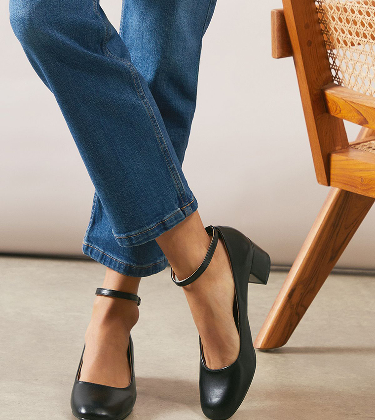 Dahliana Faux Leather Ankle Strap Block Pumps