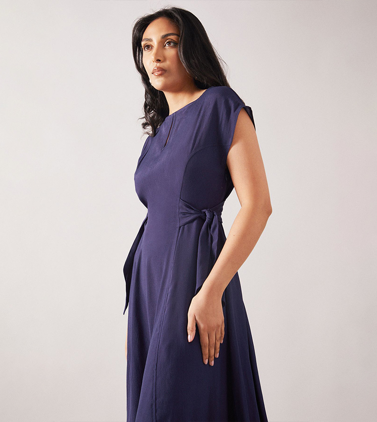 Petite Viscose Tie Waist Midaxi Dress