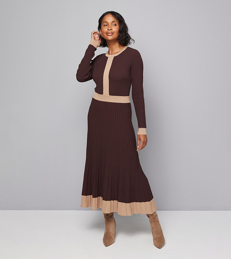 Tipped Pleated Hem Midi Dress