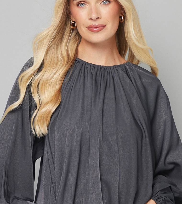 Petite Gathered Puff Hem Top