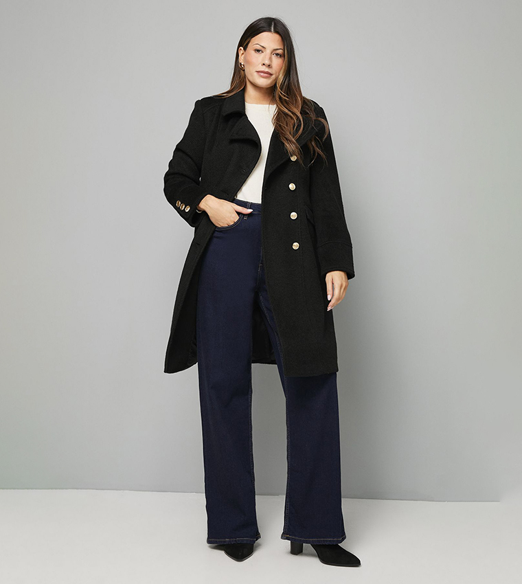 جاكيت عسكري بأزرار 