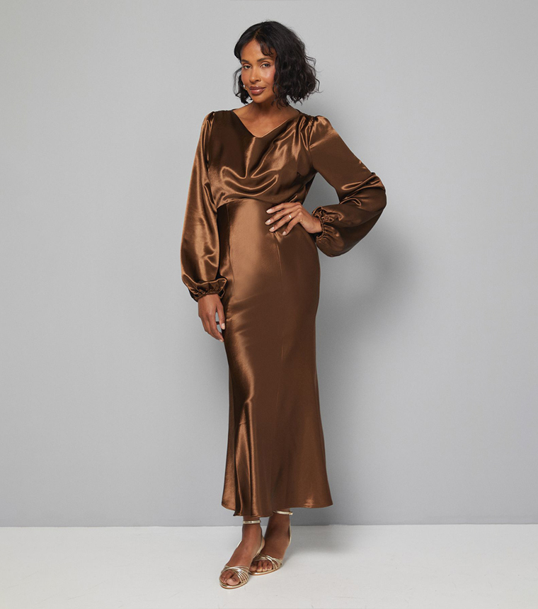 فستان ميدي ساتان بياقة منسدلة 