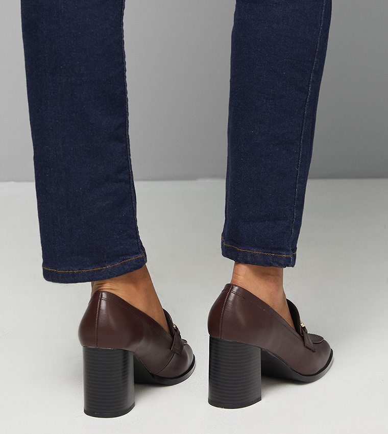 Daffie Snaffle Trim Block Heel Pumps