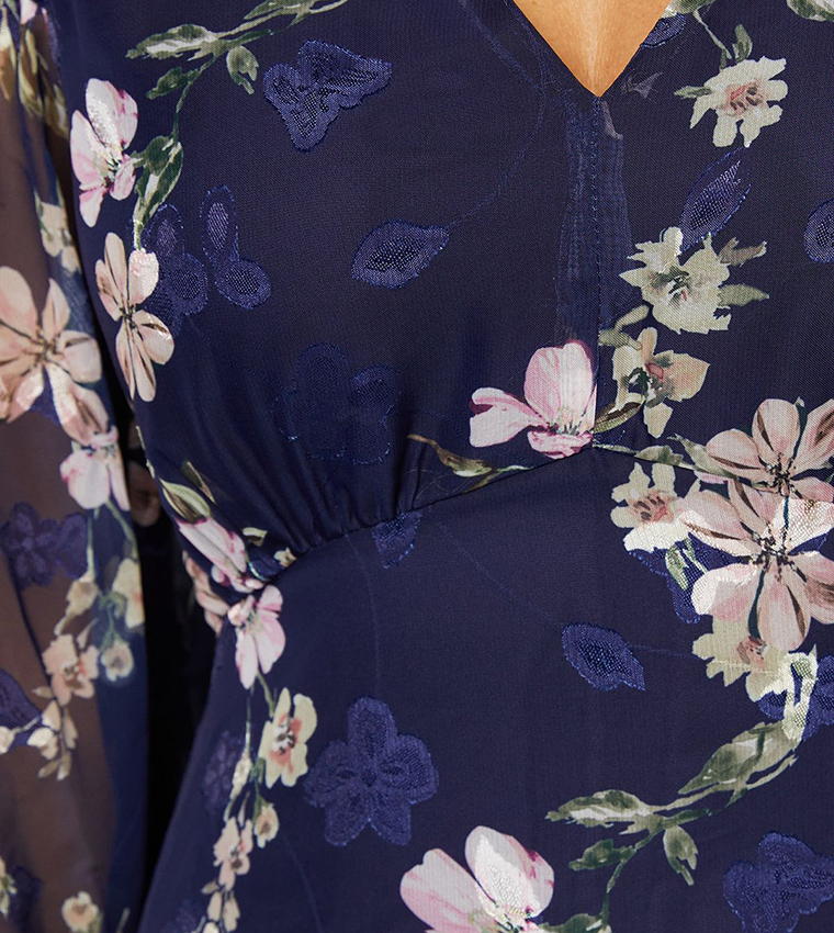 فستان ميداكسي ساتان بطبعة الورود 