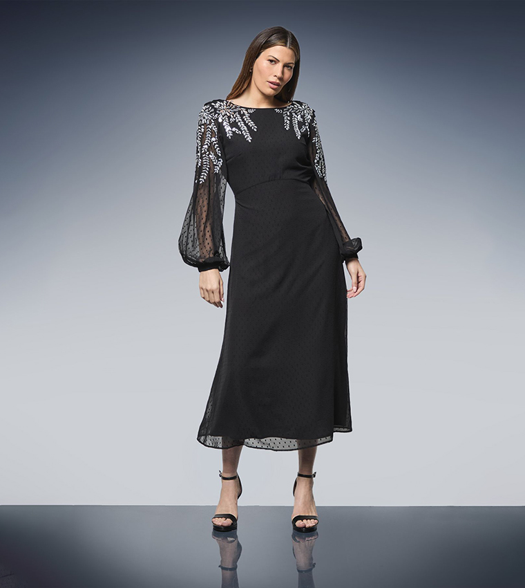 فستان ميدي مطرز 