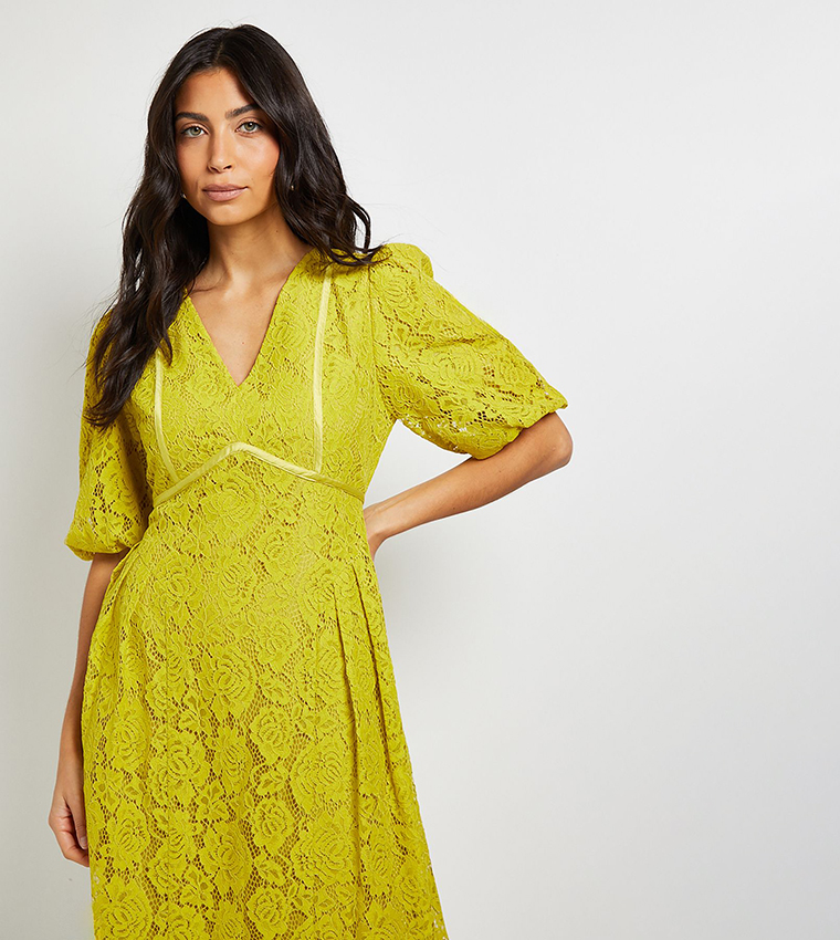 Lace Puff Sleeves Midi Dress
