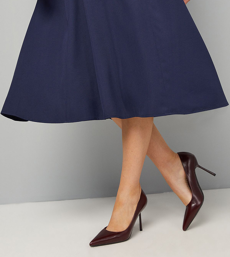 حذاء جلد صناعي بكعب ستيليتو 