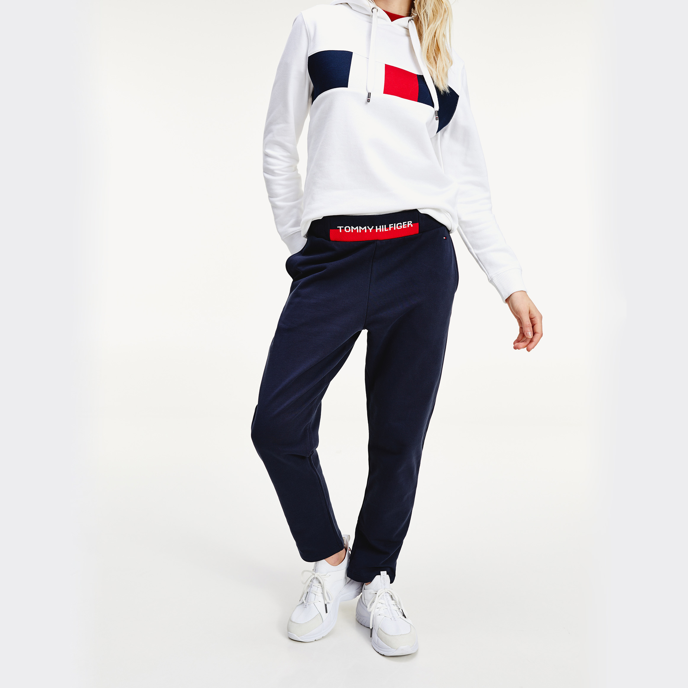 Tommy hilfiger discount flag pipe joggers