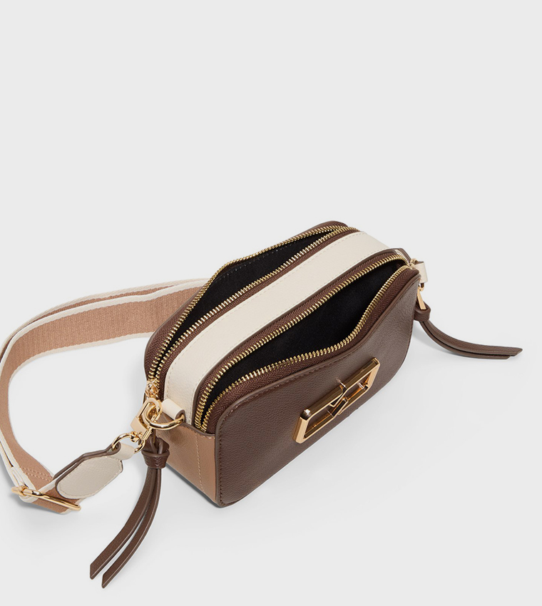 CAMELYA Embossed Zippered Camera Bag