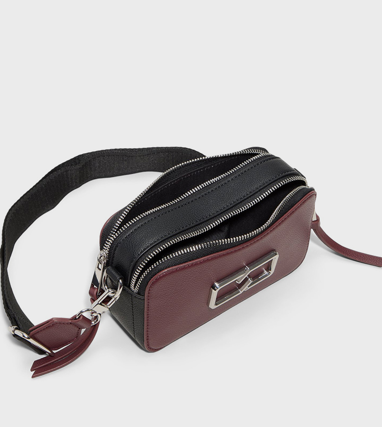CAMELYA Embossed Zippered Camera Bag