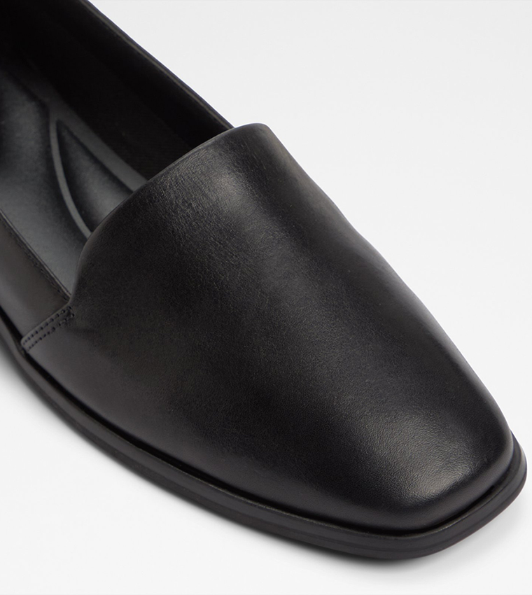 CARAELIA Textured Slip-On Shoes