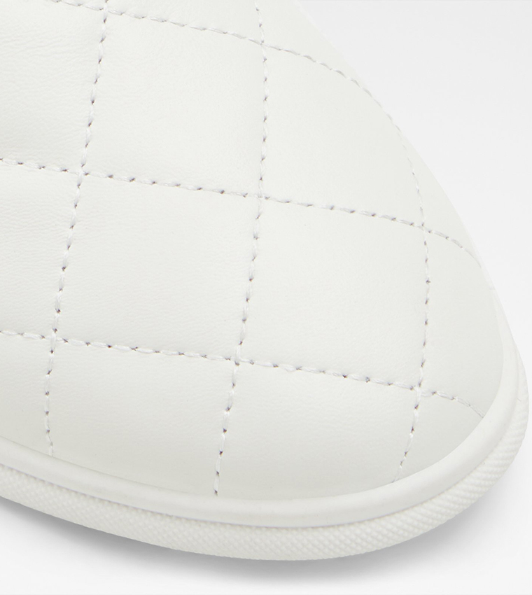 CARAENNON Quilted Slip-On Shoes
