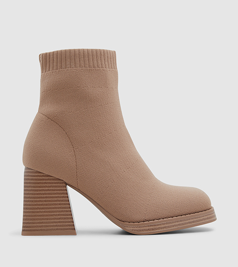 CARRIEH Mid Top Chunky Heel Ankle Boots