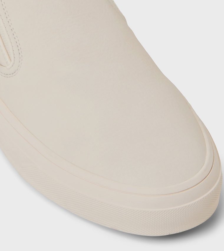 CARRIER Slip-On Casual Shoes